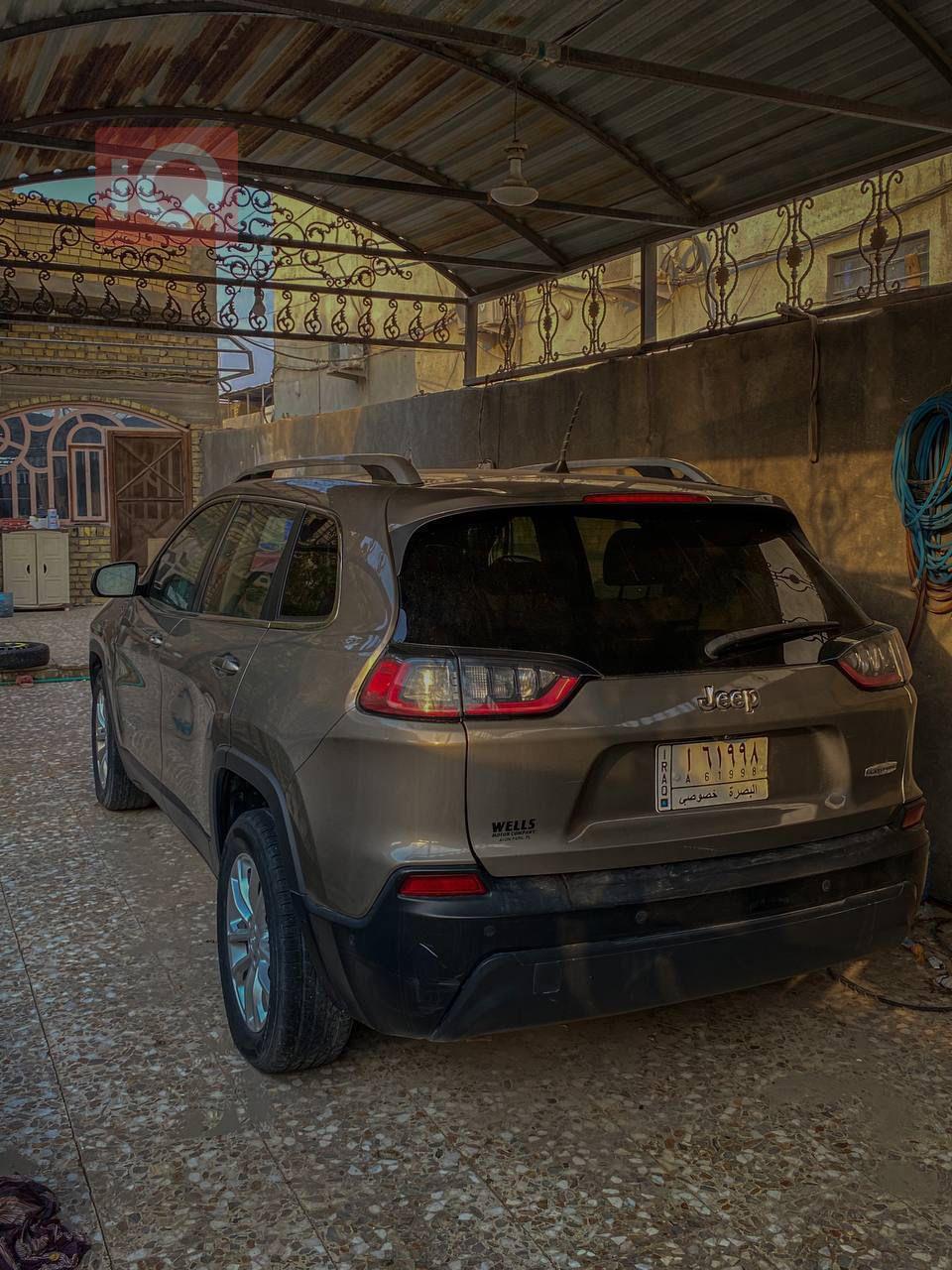 Jeep Cherokee